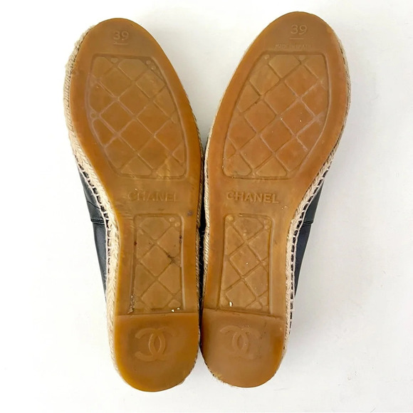 CHANEL || CC Cap Toe Black Leather Espadrille Loafers Logo Size EU 39 - Picture 15 of 16